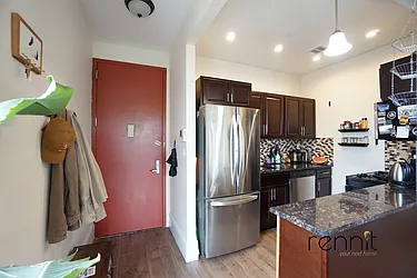 Rented by Rennit Inc.