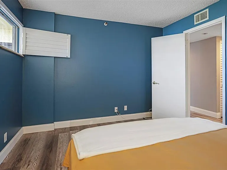 401 150th Ave #231 — Photo 32