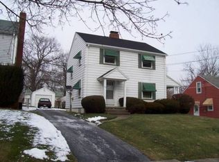 90 Clifton Dr, Youngstown, OH