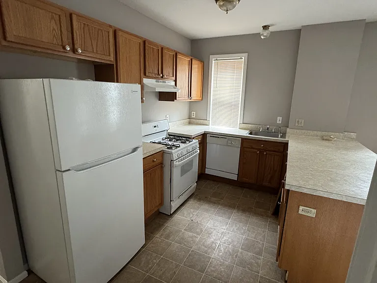 164 Babcock St #2N — Photo 9