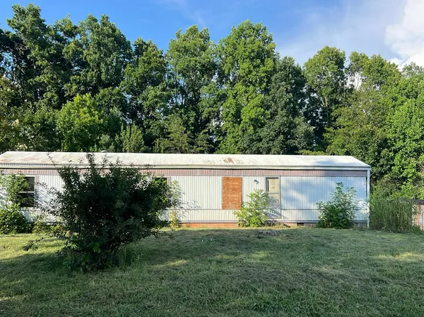 55 Green Acres Dr, Leicester, NC 28748