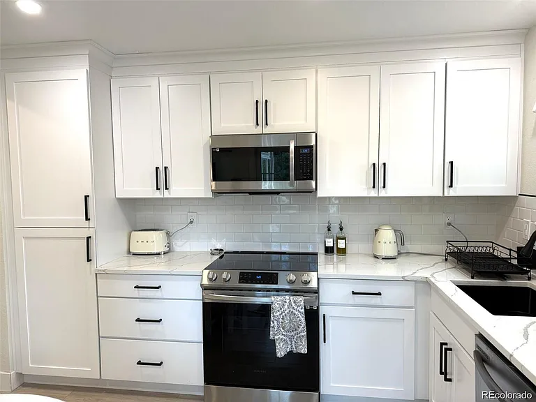 19917 E Crestline Pl — Photo 17