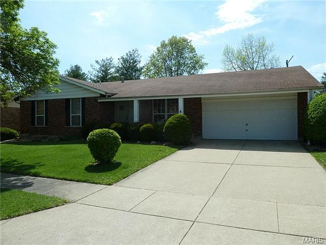 1st image of 4027 Les Cherbourg Ln
