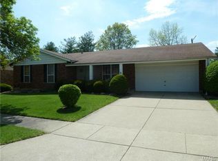 4027 Les Cherbourg Ln, Florissant, MO