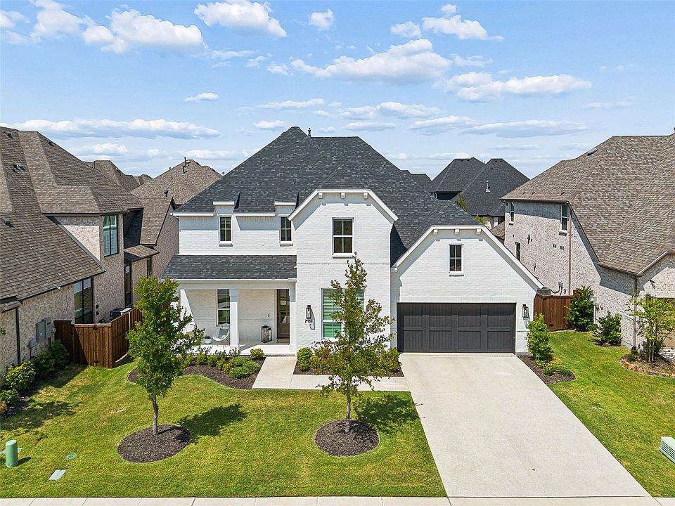 1st image of 2420 Forestbrook Dr