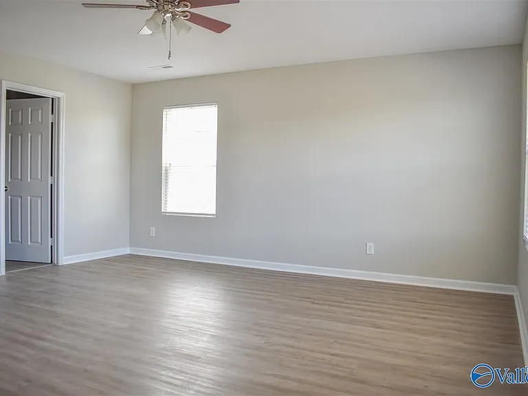 315 Kenneth Blvd NW — Photo 18