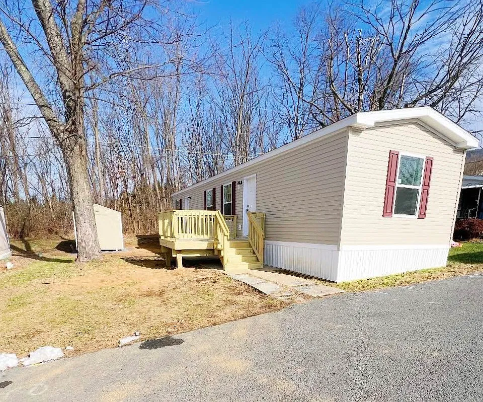 2 bed, 800 sqft, $1,250 — Photo 2