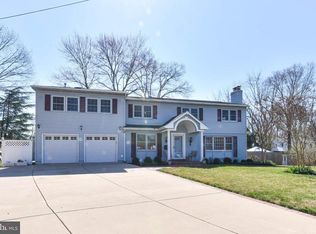 8334 Blowing Rock Rd, Alexandria, VA 22309