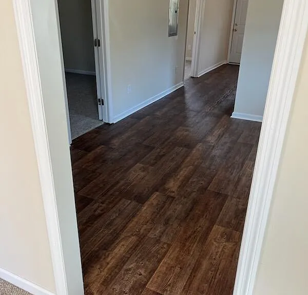 124 West St — Photo 2