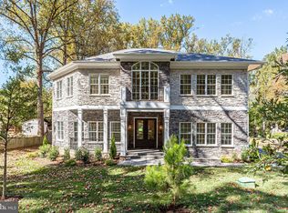 9050 Jeffery Rd, Great Falls, VA 22066