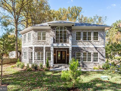 9050 Jeffery Rd, Great Falls, VA, 22066