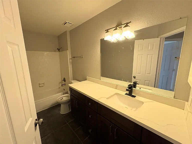 3006 Fort Stockton Dr — Photo 22