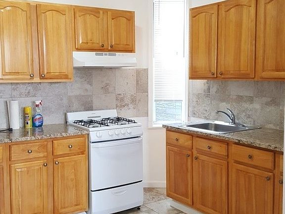 2nd image of 21-15 Astoria Blvd #2