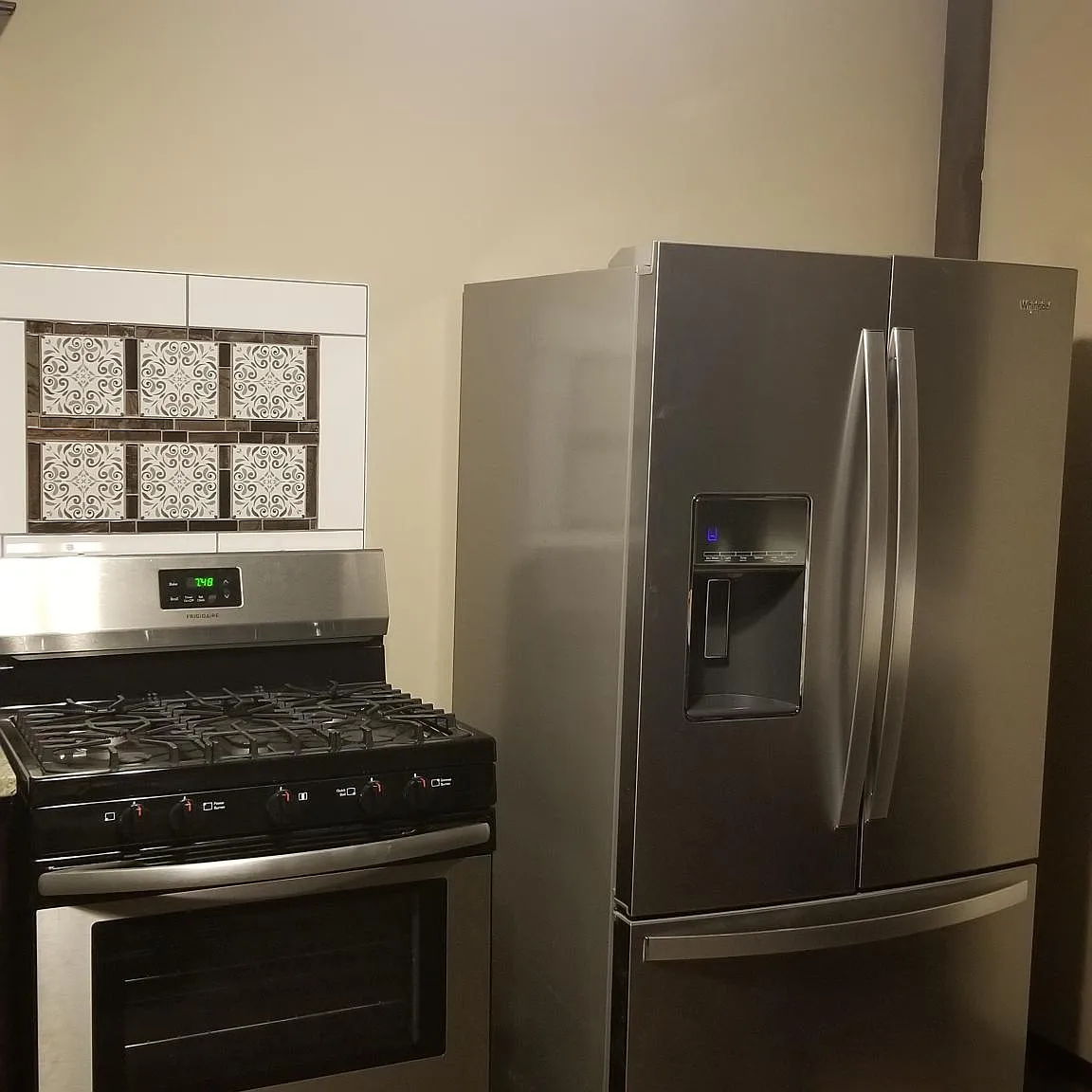 4 bed, 1793 sqft, $1,595 — Photo 2