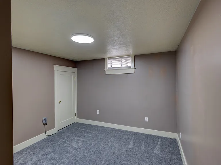3538 Quincy Ave — Photo 9