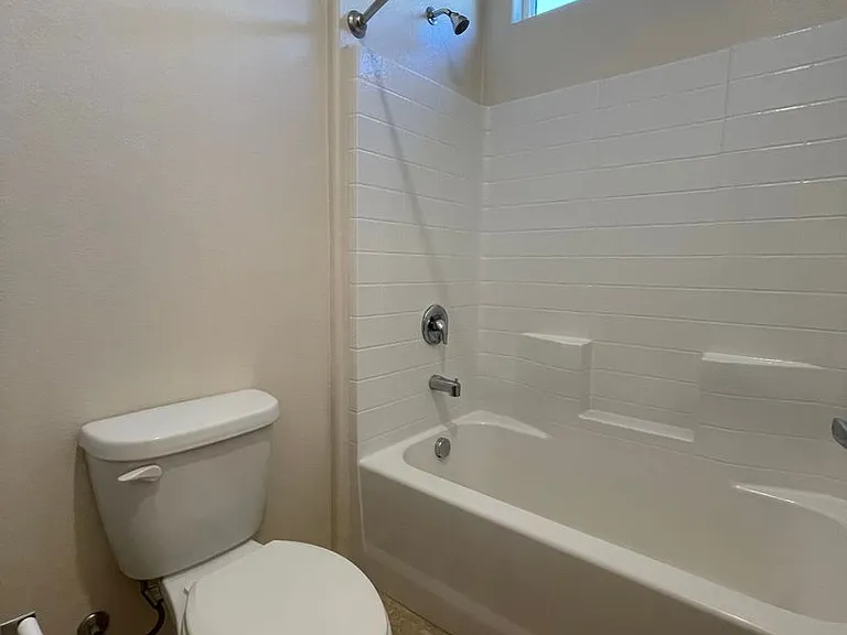 2124 Del Aqua Ave — Photo 26