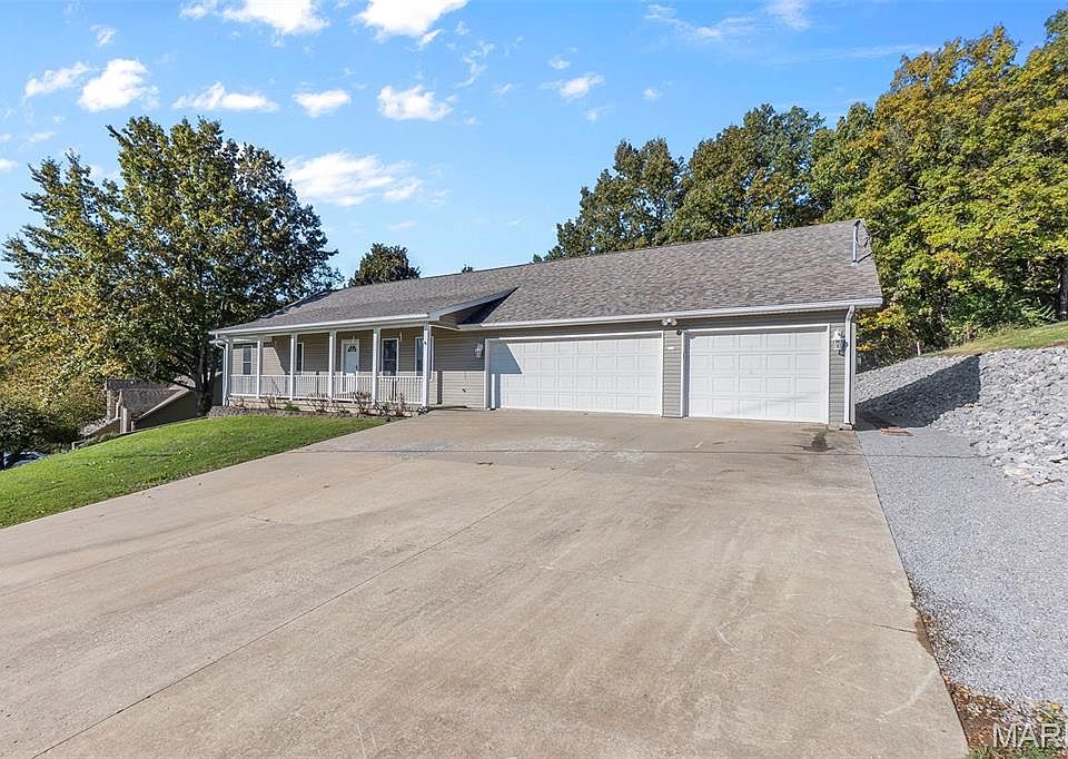 1st image of 1486 Bella Vista Dr