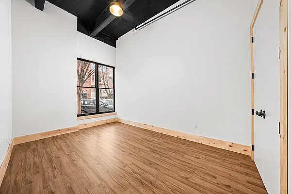 Rented by Nooklyn NYC LLC | media 51