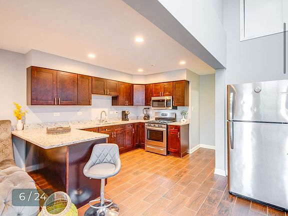 5th image of 8136 S Kedzie Ave #202