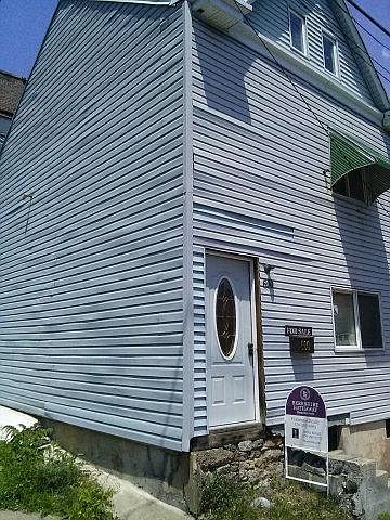 2nd image of 600 W Arch St