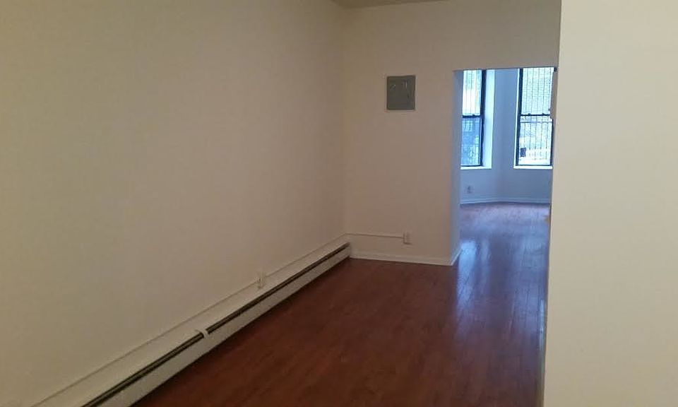 2nd image of 203 Kosciuszko St APT 4