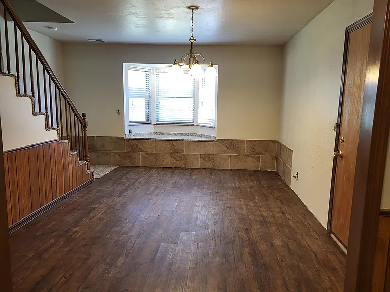 2620 N Brenda Ave — Photo 4
