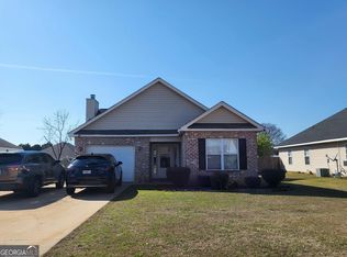 126 Millbrook Dr, Warner Robins, GA