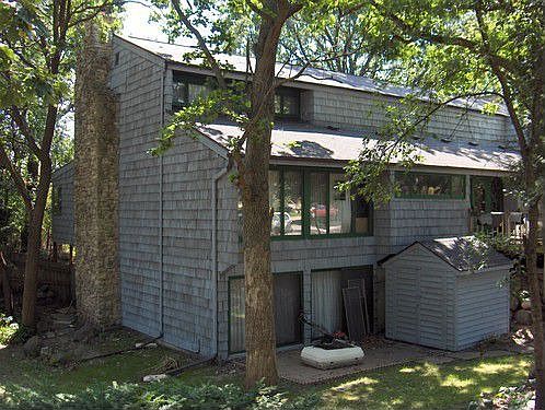 front of house from street - front patio