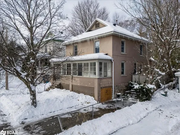 132 Jarvis St, Orillia, ON L3V 2A5