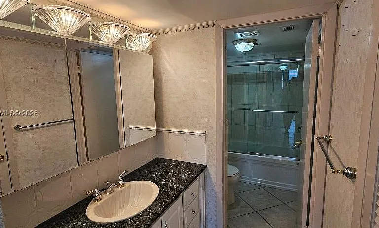 18041 Biscayne Blvd #203 — Photo 10