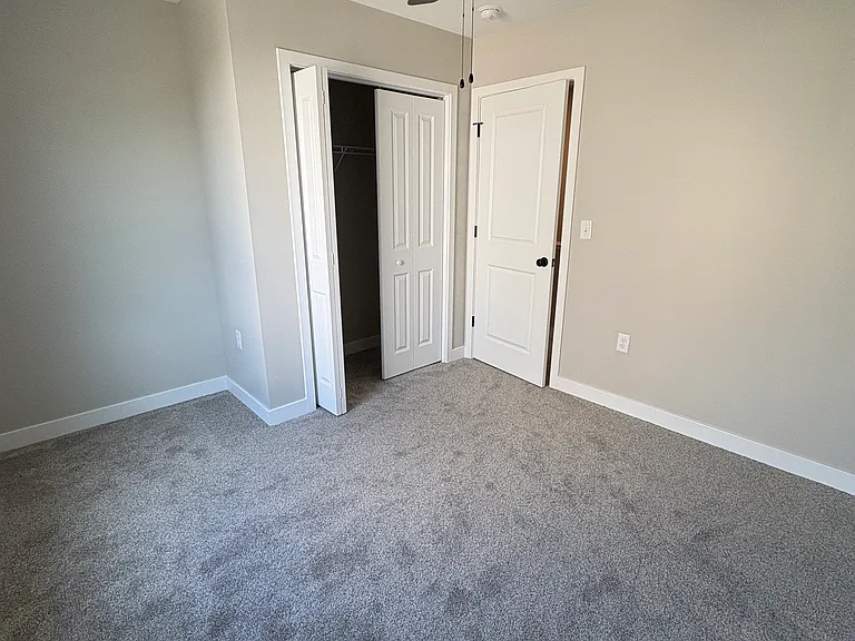1313 Owen Ln — Photo 8