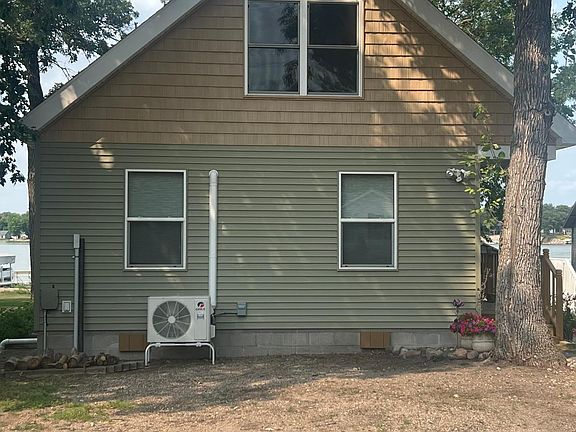 4th image of 12090 Lake St SE