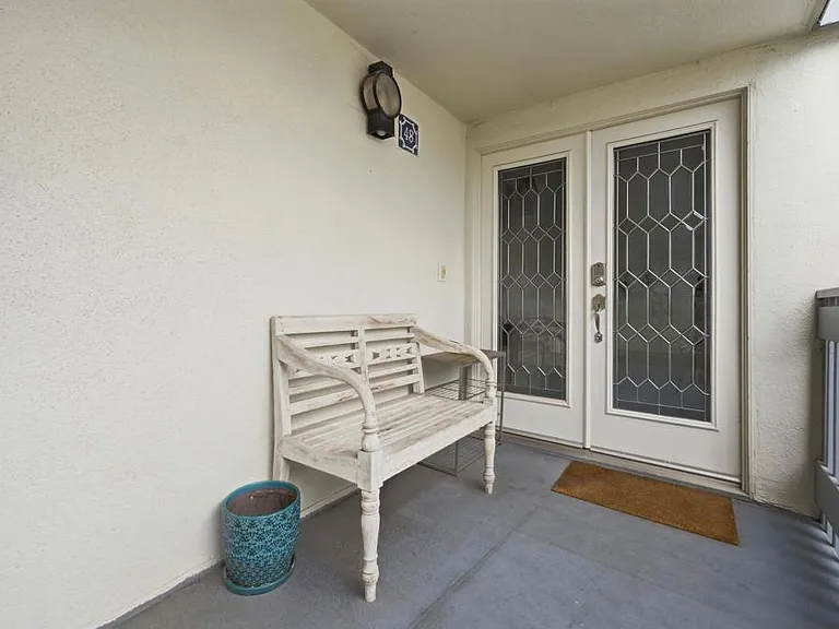 48 Antigua Ct — Photo 2