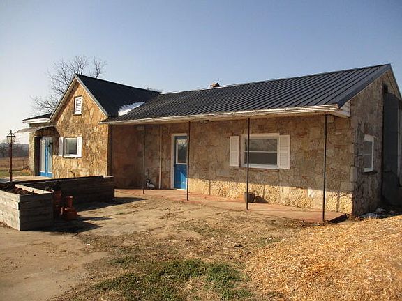 2nd image of 18900 S 630th Rd