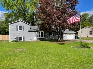 11038 6th St NE, Blaine, MN 55434