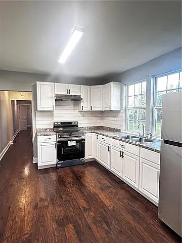 2 bed, 2.0 bath, 975 sqft, $1,350 — Photo 3