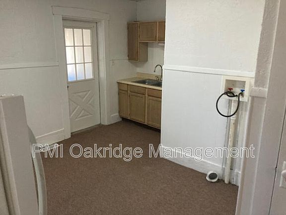 5th image of 39 E Park St APT A