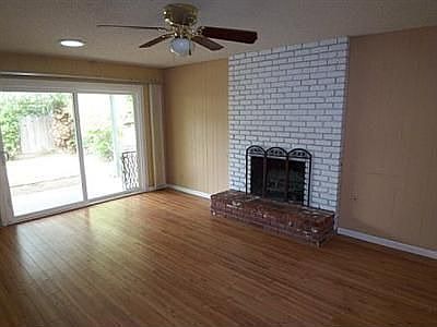 1st image of 270 W Tenaya Way