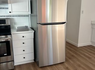 4615 117a St NW, Edmonton, AB T6H 3R9