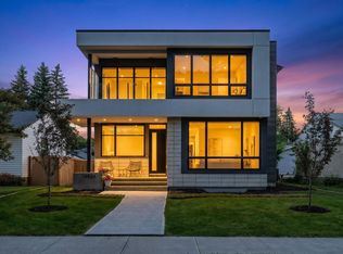 14624 93rd Ave NW, Edmonton, AB T5R5G6