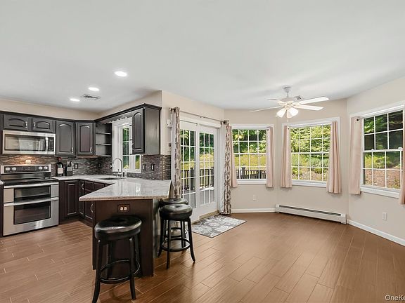 5th image of 32 Robinson Lane