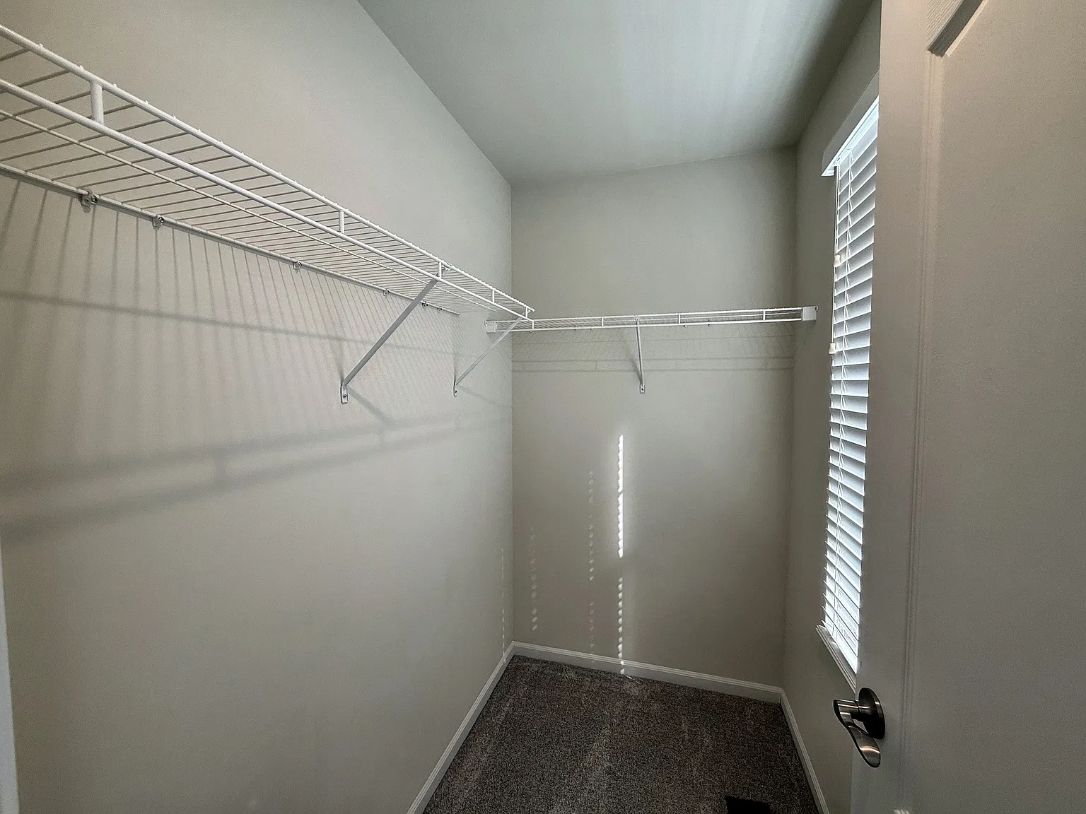 2820 Fairgrove Crescent - 1 — Photo 4