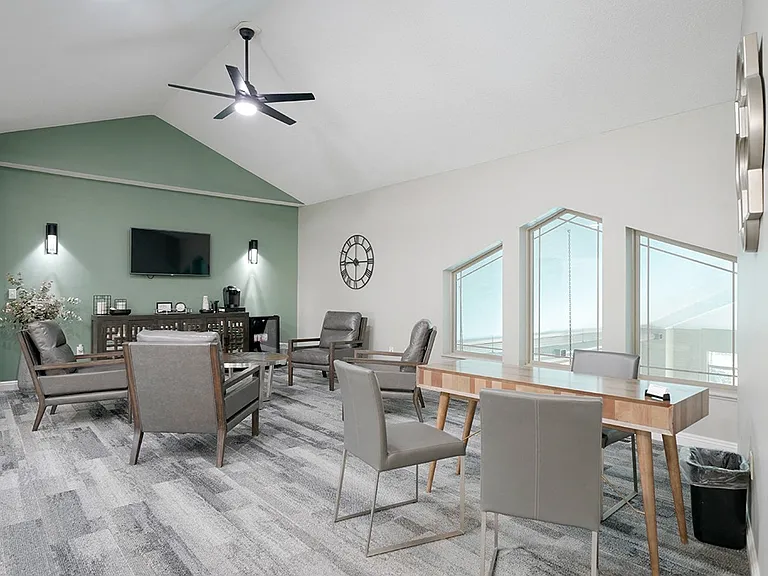 Relax in our stylish and comfortable clubhouse lounge.