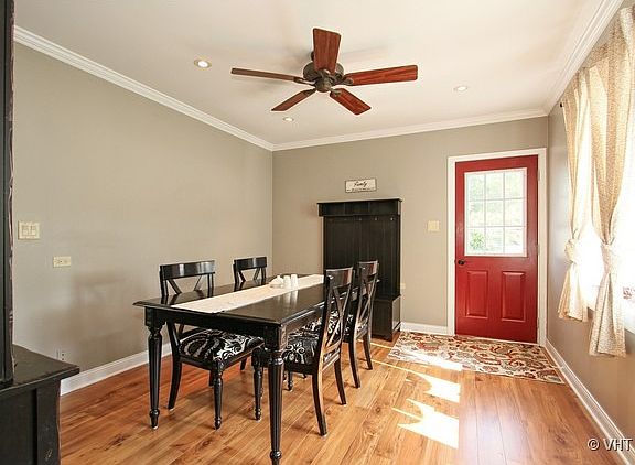 5th image of 6220 W 94th St