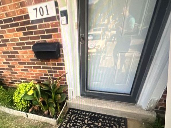 701 Granville Rd