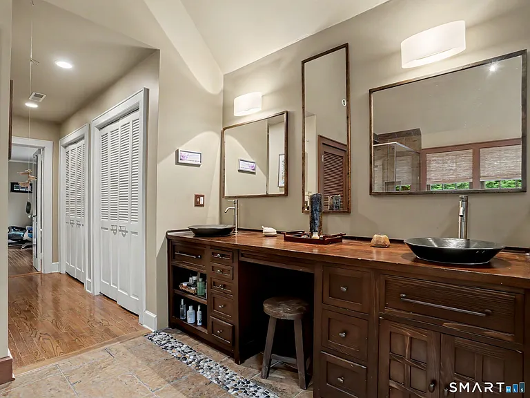 46 Valleywood Rd — Photo 20