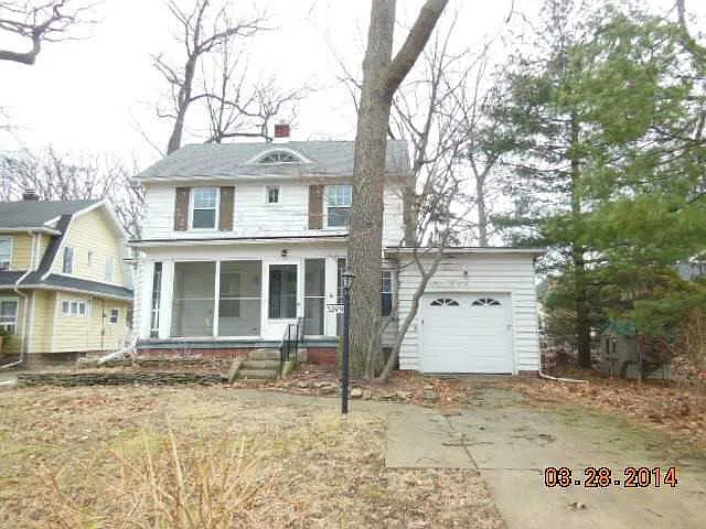 3249 Island Ave photo 1