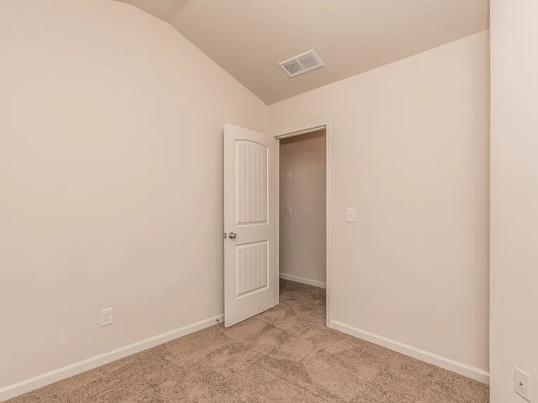 98 High Point Way — Photo 13