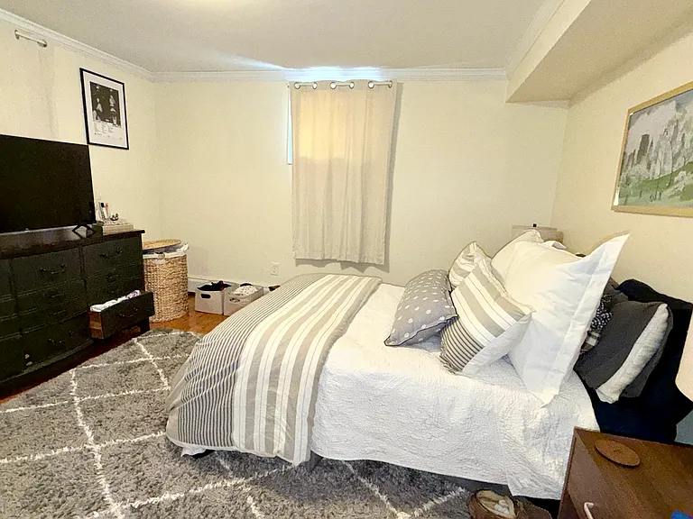 8 Kenwood St #B — Photo 5