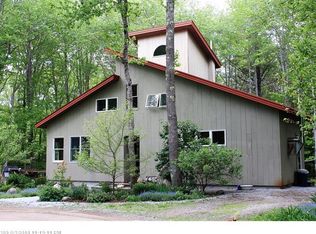 403 Dover Rd, Boothbay, ME 04537